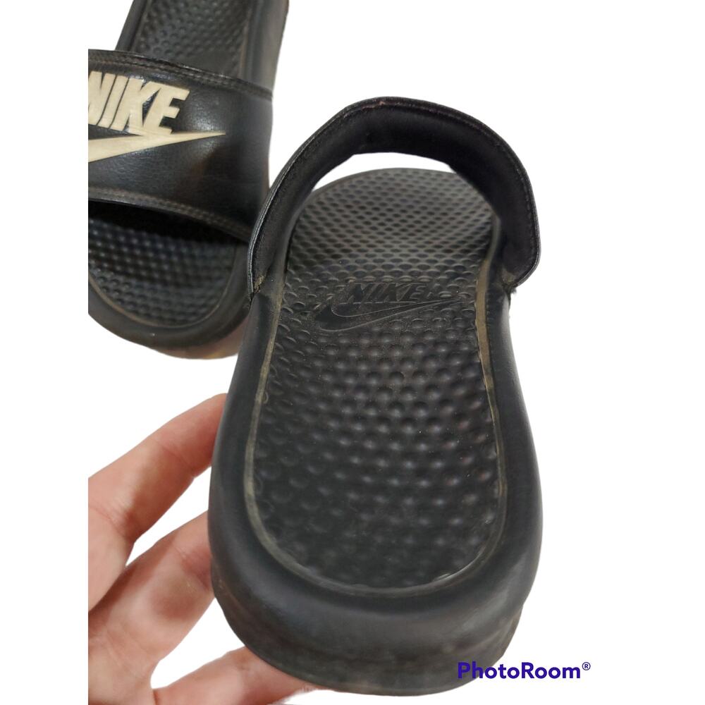 Nike | Black Sport Slides | Size 6 - Picture 2 of 3